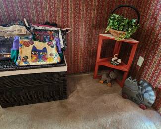 toys,