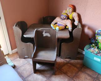 VINTAGE MADE IN SO ILLINOIS CHILDS TABLE AND 4 CHAIRS