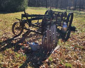 MANURE WAGON SEEDER/ SPREADER