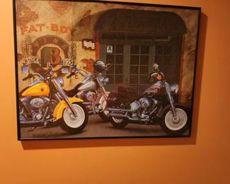 ASSORTED HARLEY DAVIDSON ITEMS,