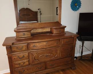 Vineyard Queen Bedroom Set