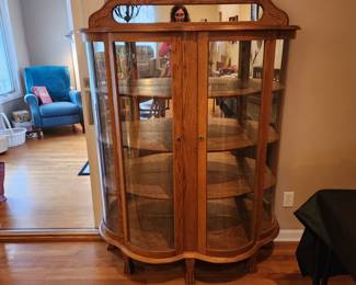 Oak Double Door Curio Cabinet