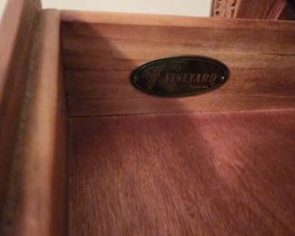 Vineyard Queen Bedroom Set