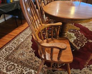 Oak Dining Room Table, 3 Leaves and 6 Windsor Chairs 