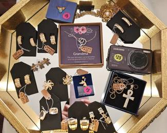 All clip earring Swarovski and St. John