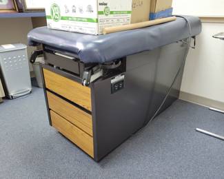 Medical exam table