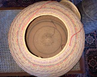 Detail pic, Large Native American Indian woven lidded basket