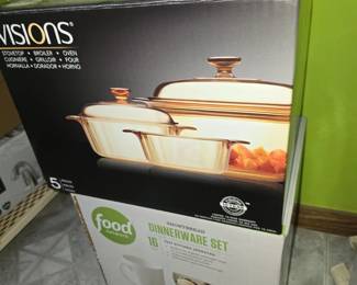 New in box Kitchen bowl sets