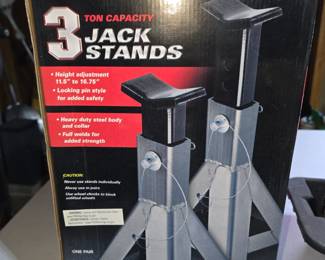 New in box Car Jack Stands