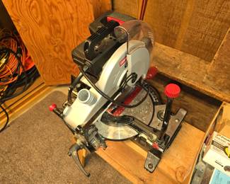 Craftsman 10 " inch Compound Miter Saw 15 amp with laser trac