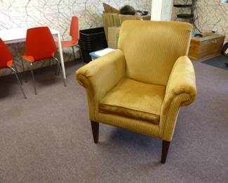 Wing chair