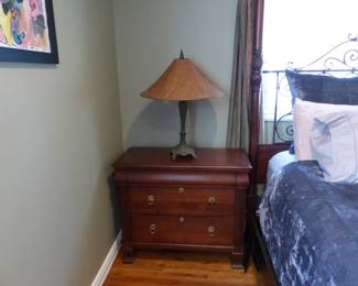 Ethan Allen 4 poster master bedroom set, queen size mattress & box spring 