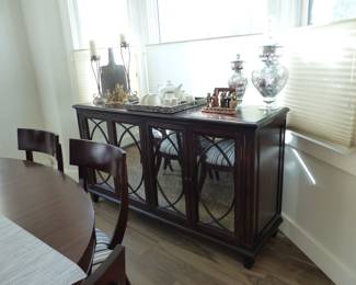Ethan Allen dining table with 2 leaves & 6 chairs, mirrored doors buffet cabinet