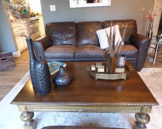Leather sofa & loveseat, coffee & side tables, bric-a-brac