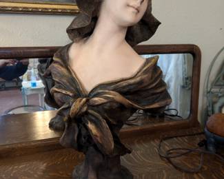 Flapper Lady Bust