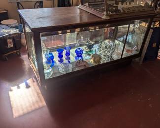 Oak Display Counter 28"x34"x66"