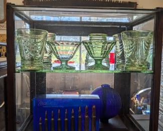 Table-Top Display Case 15"x15"x10.5"