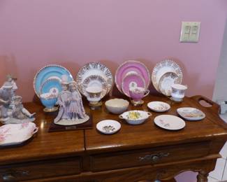 Cups & Saucers, Armani figurine