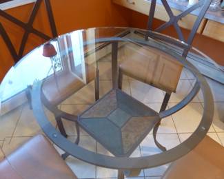 Kitchen table with 4 chairs