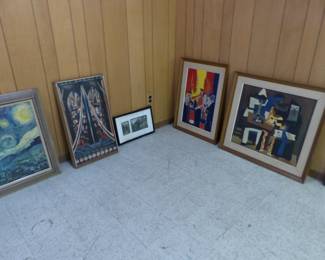 Vintage framed pictures