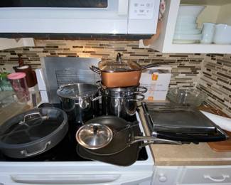Pots, pans and cookware 