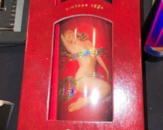 Marilyn Monroe - The Velvet Collection magnum bottle and box