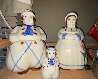 Shawnee Dutch boy and girl cookie jars 