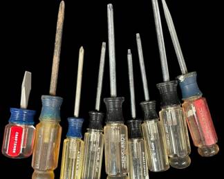 Assorted Craftsman Screwdrivers 