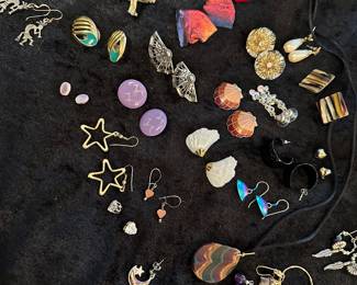 1980s Vintage Earrings Jewelry