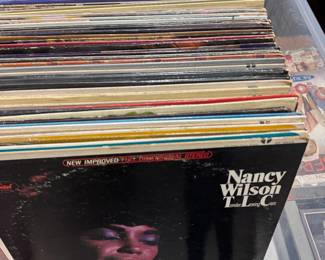 nice vinyl collection with R&B, Jazz, 1950's crooners, Motown, LP's, albums, records, 33, 45...Stevie Wonder, Herbie Hancock, Ella Fitzgerald, Dionne Warwick, Nina Simone