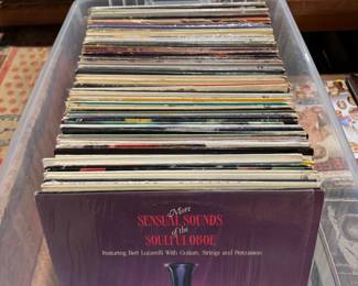 nice vinyl collection with R&B, Jazz, 1950's crooners, Motown, LP's, albums, records, 33, 45...Stevie Wonder, Herbie Hancock, Ella Fitzgerald, Dionne Warwick, Nina Simone