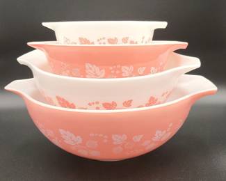 4 Pyrex Pink Gooseberry Cinderella Mixing Bowls