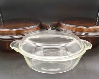 Set Of 3 Fire King 1.5 Qt Casserole Dishes With Lids