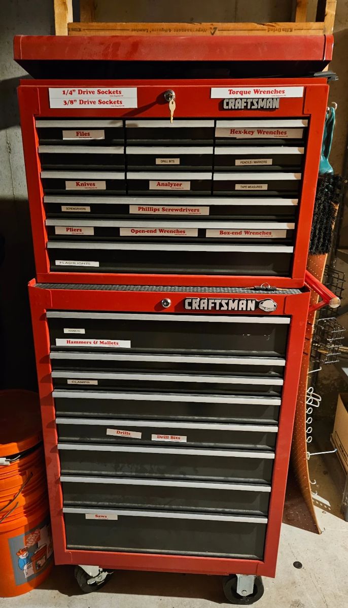 Craftsman Tool Box on Wheels 