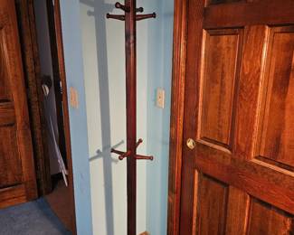 Wooden Coat Rack 