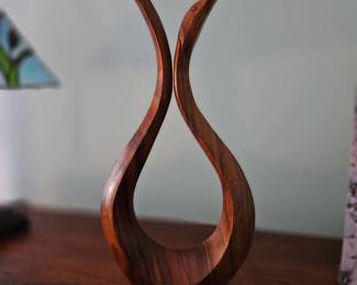 Wooden Duck Sculpture 