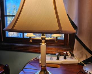 Gold Base Desk Lamp 