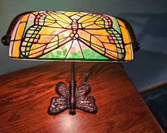 Butterfly Stain Glass Style Desk Lamp 