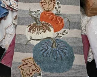 Pumpkin table runner 