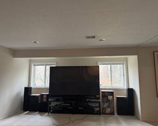 Huge Flat Screen Tv