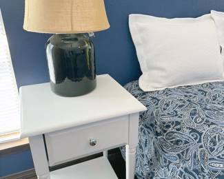 Nightstand + table lamp