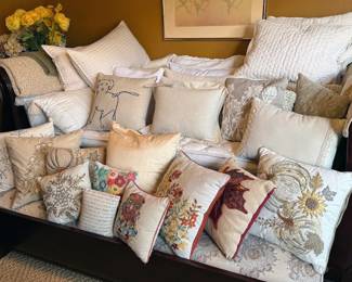 Bed + throw pillows