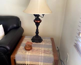 end table, lamp