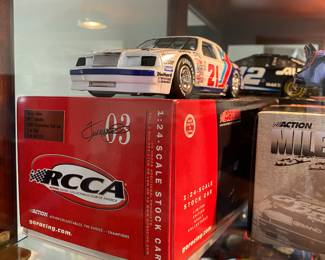 Buddy Baker
2003 Action / Lionel RCCA 1:24 CWC
#21 Valvoline 1983 Ford Thunderbird (#358 / 504)