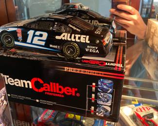 Ryan Newman
2003 Team Caliber Preferred 1:24 CWC
#12 Alltel 2003 Dodge Intrepid (20008)