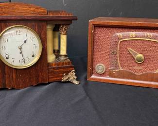Vintage Seth Thomas Mantle Clock And Arvin 751TM MAHOGANY PHONO RADIO