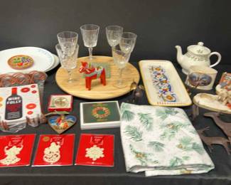 Assorted Holiday Lot