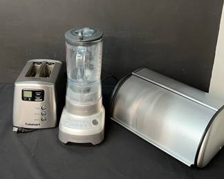 Breville Blender, Cuisinart Toaster And Breadbox