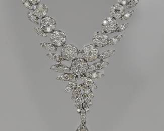 Necklace01 Image B