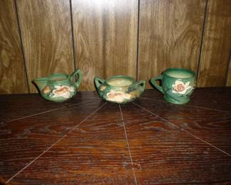 Roseville Magnolia cream, sugar , cup